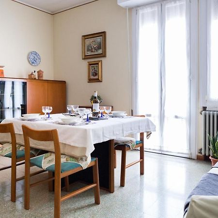 A pochi passi dal centro e dall'Ospedale di Parma Appartamento Esterno foto